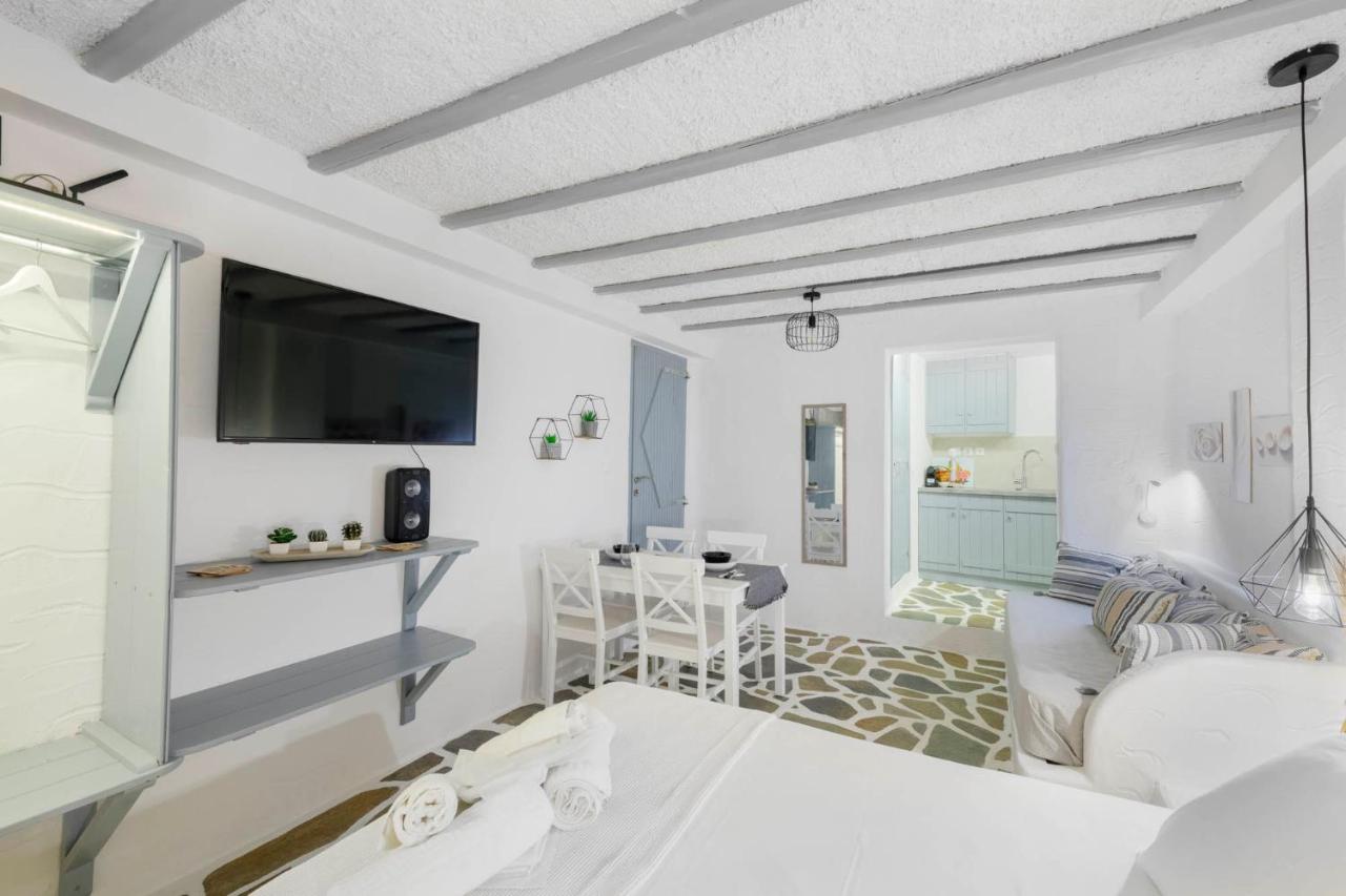 Endless Blue From Syros - Megas Gialos Resort - Suite 1 Zewnętrze zdjęcie