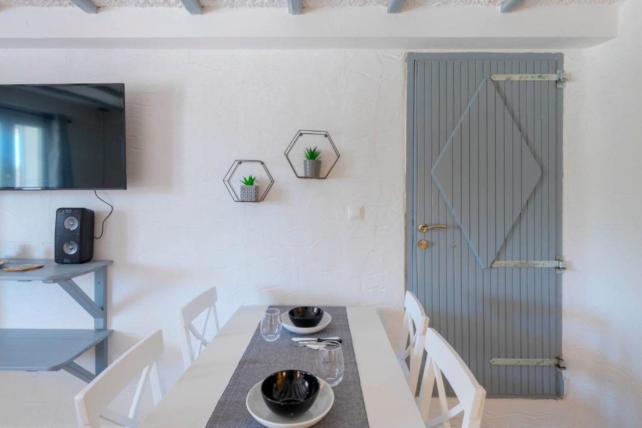 Endless Blue From Syros - Megas Gialos Resort - Suite 1 Zewnętrze zdjęcie